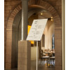 porta menu A4 V - acrílico inclinado